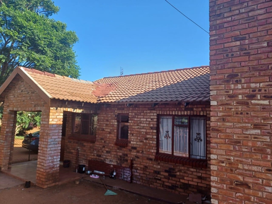 3 Bedroom Property for Sale in Mmabatho North West